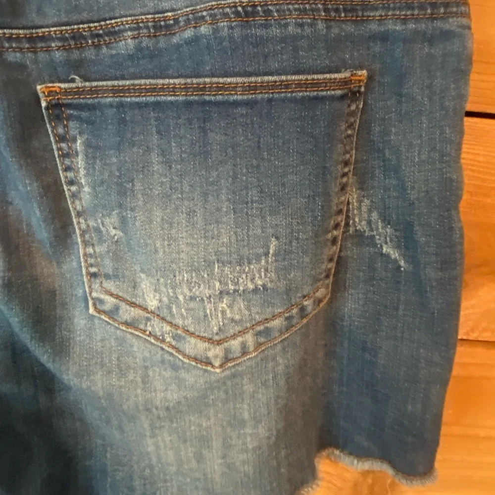 Rue21 Distressed Denim Shorts - Picture 4 of 11